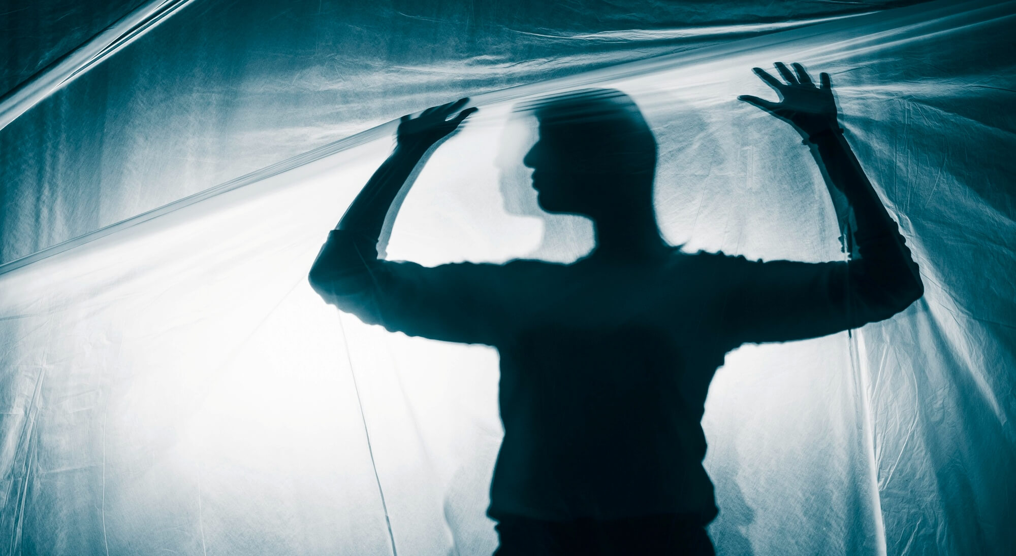 Агрессивный или доброжелательный мужчина