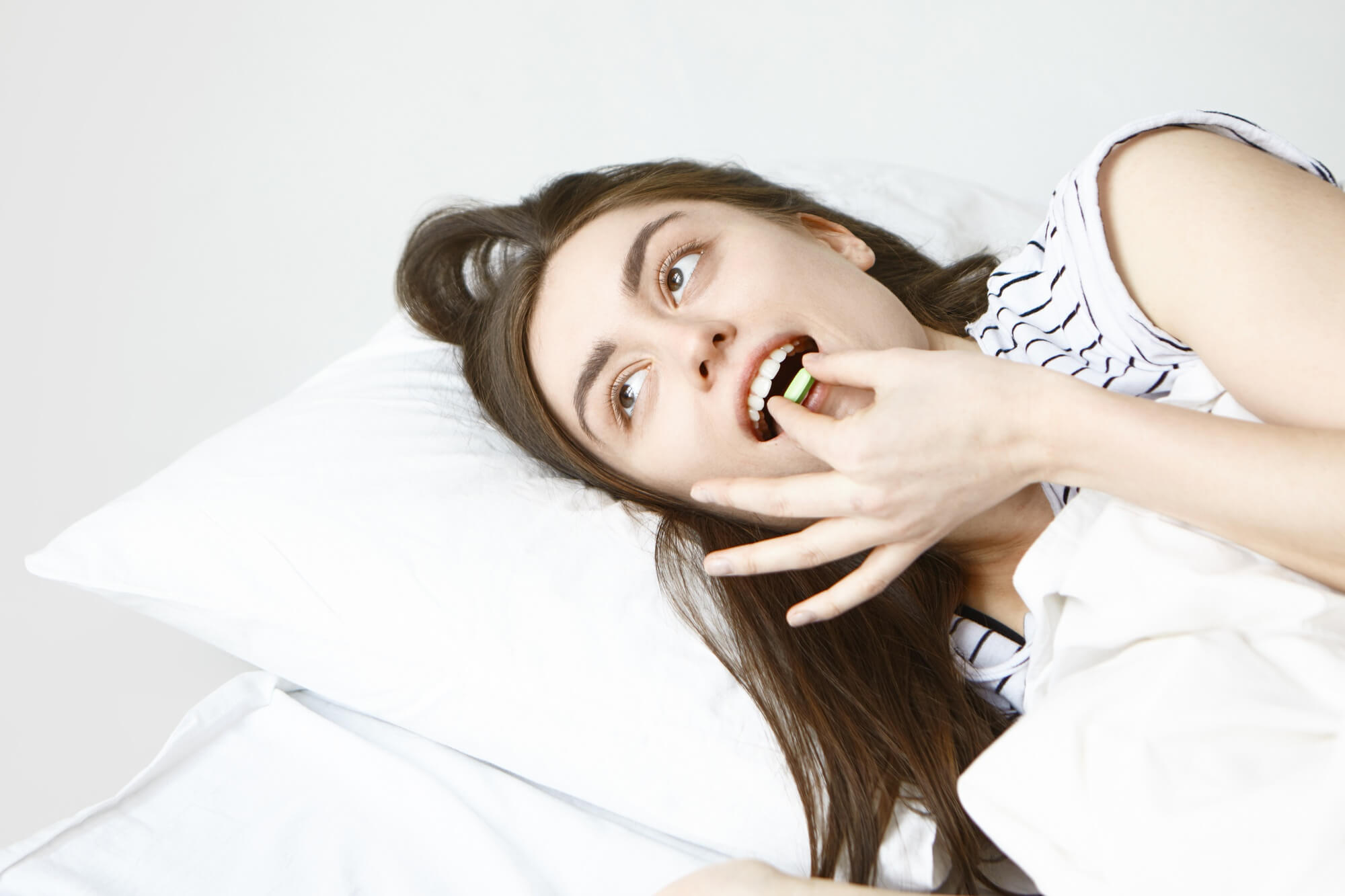 Выпадение зубов — к чему снится